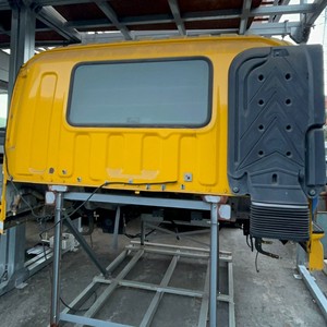 Conjunto de Cabina ISUZU Giga Usado - Product Image 5