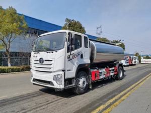 Camion de transport de lait frais de haute qualité FAW 4X2 12000L Gallon Camion <span class=keywords><strong>Citerne</strong></span> - Product Image 3