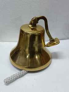 Cloche de bateau en aluminium pour la décoration nautique de la maison avec un son clair et fort, parfaite pour les intérieurs et les espaces à thème maritime - Product Image 2