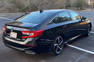 2018 Accorrd 2.0T Sporrt 6Speed Manual - Product Image 5