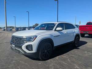 Volkswagen Atlas Cross Sport SE FWD 2024 avec technologie Turbo essence automatique sièges en cuir toit ouvrant panoramique caméra arrière 360° - Product Image 3