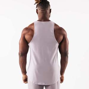 Débardeur décontracté personnalisé pour homme, idéal pour la gym, le fitness et la musculation, séchage rapide, col rond, en polyester et coton. - Product Image 3