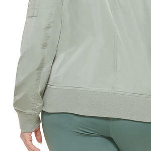 Chaqueta Softshell de talla grande para mujer hecha a medida para deportes de invierno impermeable transpirable con cierre de cremallera relleno de algodón - Product Image 5