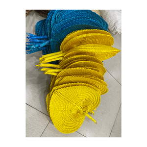 Éventail décoratif en bambou en forme de cœur, artisanat vietnamien, personnalisable en gros - Product Image 1