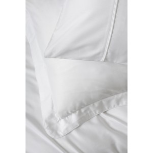 Juego de Funda Nórdica de Satén Sedoso de Algodón, Tamaño King, 4 Piezas, Ropa de Cama de Satén Blanca para el Hogar, Bodas y Sueño, Tejido con Características Refrescantes y Cálidas - Product Image 3
