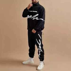 เสื้อแจ็กเก็ตแนวสตรีทสุดเท่เสื้อกันลมมีฮู้ดลายพรางครึ่งตัวมีตัวอักษรขีดข่วนมีฮู้ดสำหรับผู้ชายและผู้หญิง - Product Image 4