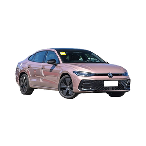 SUV Eléctrico Turbo Ultra-Lujo, Motor Clase 300TSI, Automático, Modelo de Vehículo de Alto Rendimiento y Eficiencia de Combustible, en Buenas Condiciones - Product Image 1