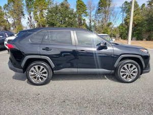 Toyota RAV4 XLE 2023 USADO EN EXCELENTES CONDICIONES - Product Image 2