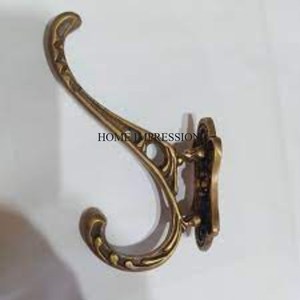 Crochets muraux en métal de style rustique pour suspendre les manteaux, les chapeaux, les clés et les objets décoratifs avec une construction robuste en provenance d'Inde - Product Image 4