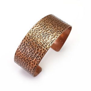 กำไลข้อมือแฟชั่นทองเหลืองมีความยืดหยุ่นและโค้งงอได้พอดี - Product Image 4