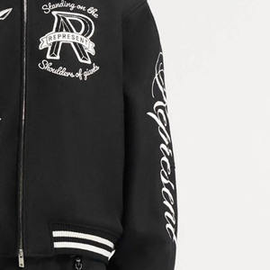 Chaquetas Varsity de Borrego Antibacterianas para Hombre y Mujer, de Alta Calidad, en Todos los Tamaños y Colores, Estilo Nuevo con Cuello Alto - Product Image 2