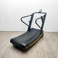 Tapis roulant manuel incurvé non motorisé auto-alimenté, résistance magnétique, capacité de charge 180 kg, équipement de fitness commercial pour salle de sport