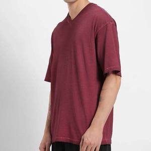 เสื้อยืดผู้ชายขายดี ฤดูร้อน สีพื้น แขนสั้น ทรงหลวม คอวี เสื้อยืดลำลอง เสื้อผ้าผู้ชาย ไซส์ใหญ่ เสื้อผู้ชาย - Product Image 6