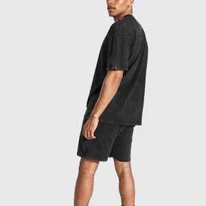 100% Jersey de algodón transpirable manga corta Camisa sólida y pantalones cortos logotipo personalizado conjunto doble para ropa de gimnasio para hombres - Product Image 2