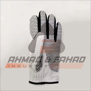 Gants de golf personnalisés avec logo en cuir véritable pour des performances durables dans le sport Protection UV - Product Image 5