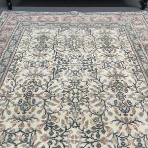 Vintage Turkish Rug, 3.8x5.7 ft Accent Rug, Gray <b>Pink</b> Southwestern Rug - Product Image 3