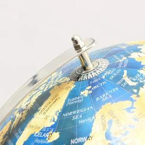 Globe terrestre bleu de style vintage avec trépied en bois noir pour la maison, le bureau et la décoration éducative - Product Image 3