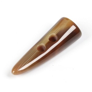 Botón de Palanca de Cuerno de 2 Orificios Resistente, Suministro al por Mayor para Fabricantes de Ropa - Product Image 6