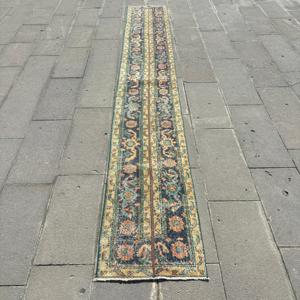 Alfombra Turca, Alfombra Vintage de 1.7x12.3 pies, Alfombra de Lana Azul - Product Image 1