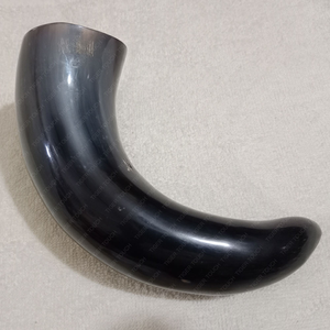 Corne à boire viking classique en corne véritable sculptée à la main, style design antique, écologique, décoration d'intérieur - Product Image 3