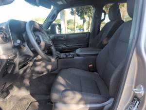 Toyota Land Cruiser 1958 Usado en Buen Estado, Año 2025 - Product Image 4