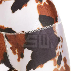 Leggings Capri de Diseño Nuevo con Bolsillos, Cintura Alta Elástica, Pantalones de Yoga, Levanta Glúteos, Alta Calidad, Nueva Llegada - Product Image 5