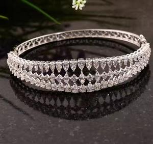 Handmade 18K White Gold Wedding Anniversary Bracelet Classic Style Natural Diamond Bangle Rose Gold Best Party Wear for Wives - Product Image 1