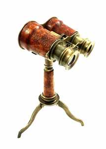 Jumelles vintage en laiton de 9 pouces avec design en cuir nautique et trépied de table - Product Image 6