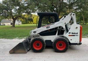 Minicargadora Usada BOBCAT S530 de 2 Toneladas, Cargadora de Ruedas Diésel, Cucharón de 0.35m, Garantía de 2 Años, Motor Perkins, Parker - Product Image 4