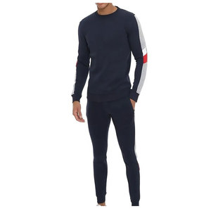 Vente en gros de vêtements décontractés pour homme, survêtement ultra-populaire pour entraînement professionnel, vêtements de jogging, poids léger et grande taille - Product Image 1