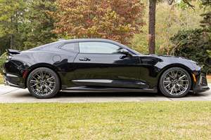 CHEVROLET CAMARO ZL1 COUPE 2020 D'OCCASION CÔTÉ GAUCHE/CÔTÉ DROIT - Product Image 3