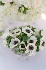 ดอกไม้ประดิษฐ์บนโต๊ะเดสก์ท็อปสำหรับประดับตกแต่งโต๊ะช่อดอกไม้สำหรับงานแต่งงาน - Product Image 5