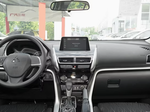 NUEVO Mitsubishi Eclipse Cross White 2022 1,5 T FWD 5 asientos SUV de gasolina OEM US Origin 1 año de garantía - Product Image 3