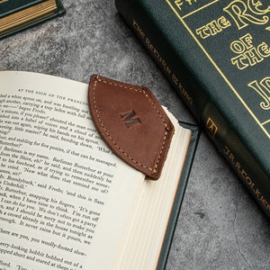 หนังสีน้ําตาลทําเองบุ๊คมาร์กหนังส่วนบุคคลอ่านหนังสือเครื่องหมายหน้าแฟชั่นบุ๊คมาร์ค - Product Image 6