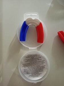 พลาสติกฝรั่งเศสนิ่มลาย100% โลโก้ที่กำหนดเองได้แผ่นปิดปาก3สี1ชิ้น - Product Image 5