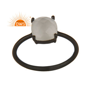 Anillo apilable de plata de ley con piedra de Luna Blanca natural, joyería personalizada - Product Image 1