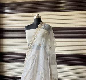 ผ้าโมดอลปักลายแฟนซี lahenga dupatta สำหรับงานปาร์ตี้ในโอกาสต่างๆ - Product Image 1