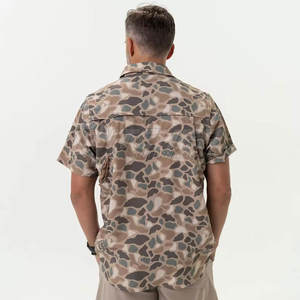 Camisa con botones de pesca para hombre Material ligero transpirable respetuoso con el medio ambiente con UPF 50 + diseñado para uso al aire libre de verano - Product Image 3