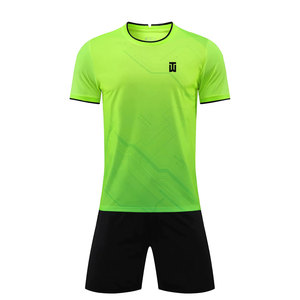 Uniforme de fútbol unisex de alta calidad Último diseño Buen precio Servicio OEM para adultos Directo de fábrica - Product Image 1