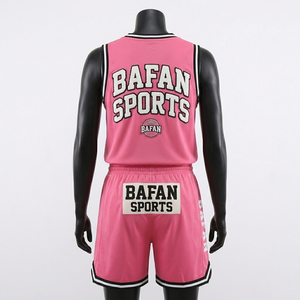 Ensemble de basket-ball et short en maille polyester premium 180 GSM rose avec empiècements noirs et blancs, logo brodé personnalisé, pour femmes - Product Image 2