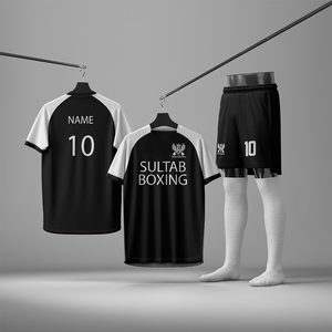 Kit de camiseta de fútbol sublimada Diseño negro con nombre personalizado e impresión de números - Product Image 2