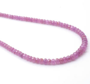 Collier de mode en perles de saphir rose et de diamant Style élégant avec une touche luxueuse - Product Image 1