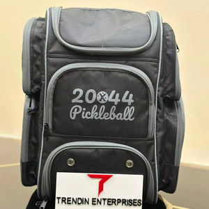 Sac de raquette de pickleball sportif personnalisé le plus demandé en nylon 1680D, 50-70L, sac à dos de tennis d'extérieur, qualité supérieure, personnalisé - Product Image 1