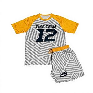 Uniformes de Fútbol Personalizados de Alta Calidad con Logotipo, 100% Poliéster Reflectante, Ligeros, de Secado Rápido y Transpirables, Cuello en V, Diseño Moderno para Hombre - Product Image 1