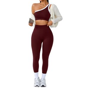 Elegante conjunto deportivo de 2 piezas para mujer, bra deportivo sin costuras con hombros descubiertos y pantalones ajustados, ideal para yoga, gimnasio, fitness y entrenamiento. - Product Image 5