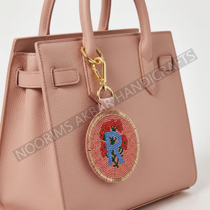 Llavero de Moda con Cuentas para Bolsos, Colores Personalizados, Suministro de Fábrica al por Mayor - Product Image 4
