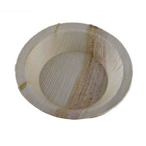 Assiettes jetables rondes biodégradables écologiques en forme de feuille de palmier bols profonds pour servir des aliments pour les mariages et les événements spéciaux - Product Image 1