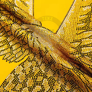 T-shirts à strass pour hommes de couleur personnalisée T-shirts à strass pour hommes Slim Fit T-shirts à strass pour hommes personnalisés - Product Image 4