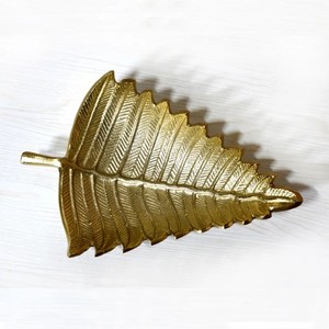 Plateau à feuilles en aluminium enduit de couleur or décoratif fait à la main plat de service assiette porte-bijoux plateau de décoration pour la maison - Product Image 4