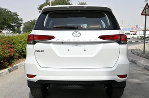 รถยนต์มือสอง ปี 2024 ฟอร์จูนเนอร์ GXR 2.7L เบนซิน ขับเคลื่อน 4 ล้อ 5 ที่นั่ง เกียร์อัตโนมัติ รถเก๋ง พวงมาลัยซ้าย/ขวา ภายในเบาะหนังสีเข้ม - Product Image 6